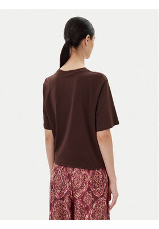 ViCOLO T-Shirt UD0043 Brązowy Regular Fit. Kolor: brązowy. Materiał: bawełna