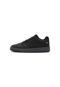 Trenerzy Hummel St. Power Play Winter. Kolor: czarny