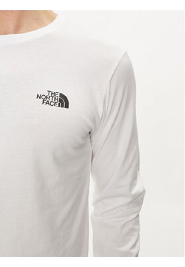 The North Face Longsleeve Redbox NF0A87NN Biały Regular Fit. Kolor: biały. Materiał: bawełna. Długość rękawa: długi rękaw