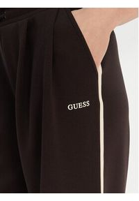 Guess Spodnie dresowe V6GB01 K2914 Brązowy Wide Leg. Kolor: brązowy. Materiał: syntetyk #2