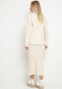 Born2be - Jasnobeżowy Komplet Dzianinowy z Wełną Sweter z Golfem i Ołówkowa Spódnica Falovira. Kolor: beżowy. Materiał: dzianina, wełna. Sport: golf #5