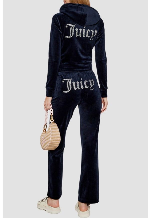 Juicy Couture - JUICY COUTURE Granatowa bluza damska welurowa Madison z cyrkoniami, Rozmiar M. Typ kołnierza: kaptur. Kolor: niebieski. Materiał: welur. Wzór: aplikacja. Styl: elegancki