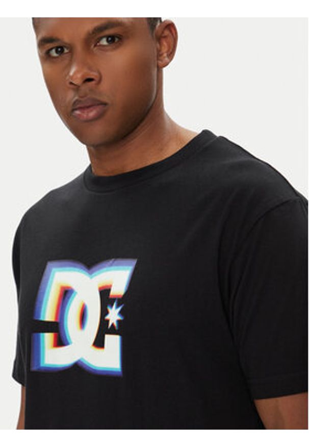 DC Shoes T-Shirt ADYZT05444 KVJ0 Czarny Regular Fit. Kolor: czarny. Materiał: bawełna