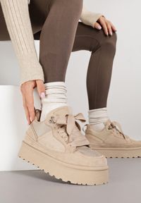 Born2be - Ciemnobeżowe Sznurowane Śniegowce Sneakersy na Grubej Podeszwie Vamitte. Okazja: na co dzień, na spacer. Kolor: beżowy. Materiał: jeans, futro. Styl: klasyczny, sportowy, casual