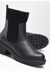 bonprix - Botki ze wstawką ze sztruksu. Kolor: czarny. Materiał: sztruks #2