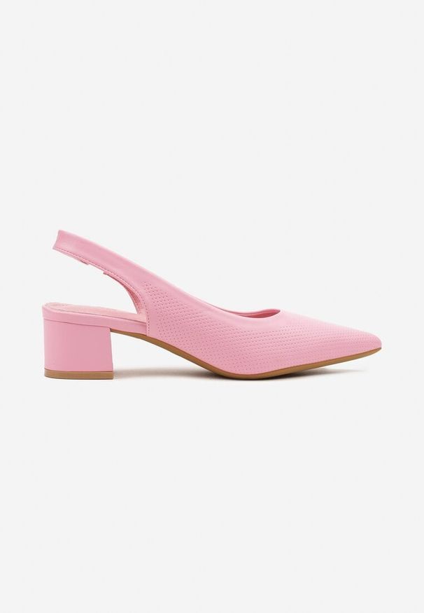 Born2be - Fuksjowe Sandały Slingback Vices na Słupku Zdobione Perforacją Telanisia. Okazja: na co dzień. Nosek buta: szpiczasty. Kolor: różowy. Materiał: jeans. Wzór: aplikacja. Obcas: na słupku. Styl: elegancki, casual
