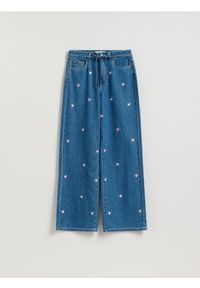 Reserved - Jeansy wide leg z haftem - niebieski. Kolor: niebieski. Wzór: haft #1