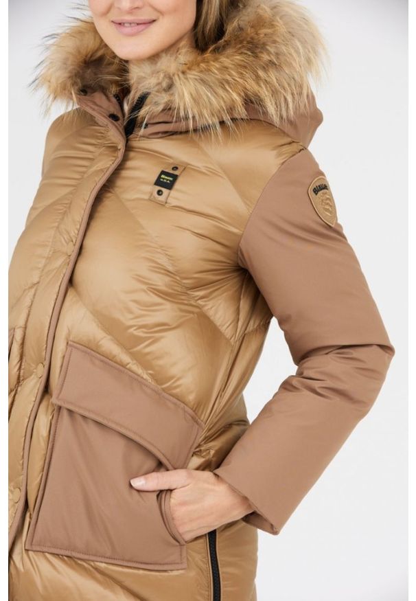 Blauer USA - BLAUER Brązowa damska puchowa kurtka Gwendolyn z kapturem, Rozmiar XS. Typ kołnierza: kaptur. Kolor: brązowy. Materiał: puch