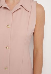 Born2be - Różowa Koszulowa Sukienka z Ozdobnymi Guzikami Redellee. Okazja: na spacer, na co dzień. Typ kołnierza: kołnierzyk klasyczny. Kolor: różowy. Typ sukienki: koszulowe. Styl: casual, klasyczny #7