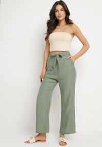 Born2be - Ciemnozielone Spodnie o Szerokim Kroju z Wiązaniem i Gumką w Pasie Miravenia. Okazja: na co dzień. Kolor: zielony. Styl: elegancki, casual #4