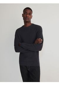 Reserved - Bawełniany sweter - ciemnobrązowy. Kolor: brązowy. Materiał: bawełna