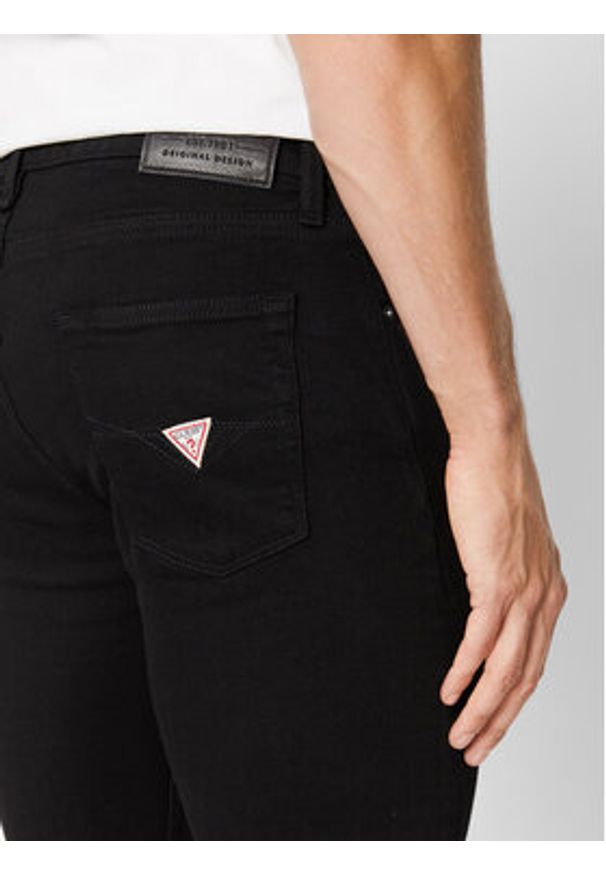 Guess Jeansy Chris M2YA27 D4Q51 Czarny Super Skinny Fit. Kolor: czarny