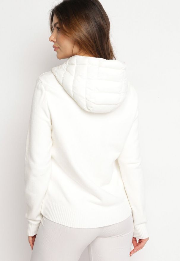 Born2be - Biała Kurtka z Pikowaniem i Kapturem Felini. Kolor: biały. Materiał: tkanina, dzianina