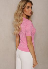 Renee - Różowa Klasyczna Bluzka w Ażurowy Wzór Lidakra. Okazja: na co dzień. Kolor: różowy. Materiał: jeans. Długość rękawa: krótki rękaw. Długość: krótkie. Wzór: ażurowy. Styl: klasyczny #4