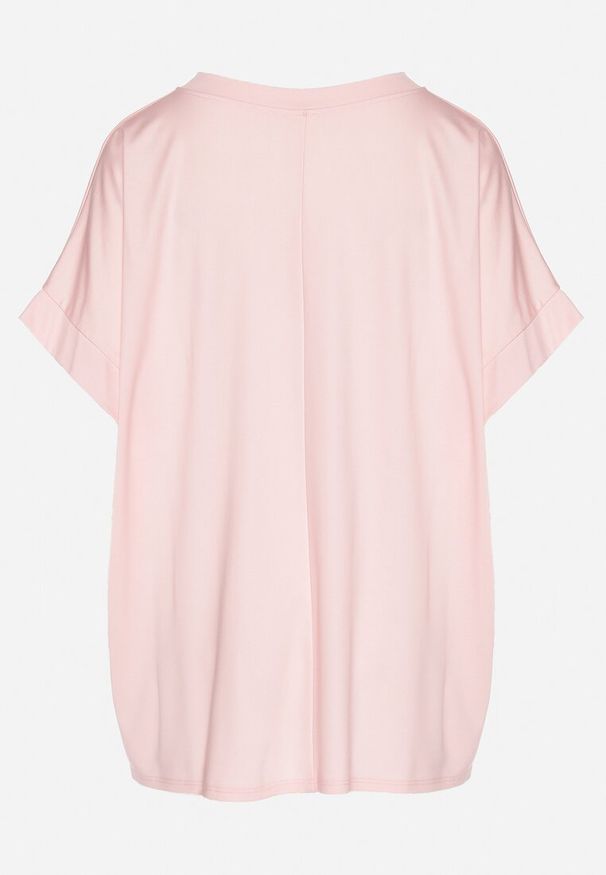 Born2be - Jasnoróżowy T-shirt z Wiskozą o Kroju Nietoperza Tanariona. Okazja: na co dzień. Kolor: różowy. Materiał: wiskoza. Styl: casual