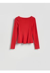 Reserved - Bluzka z baskinką - czerwony. Kolor: czerwony. Materiał: dzianina, bawełna. Wzór: gładki #1