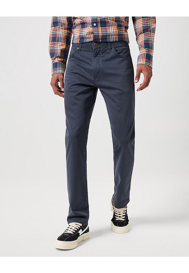 Wrangler - WRANGLER LARSTON MĘSKIE SPODNIE JEANSOWE JEANSY DŻINSY DARK NAVY W18S018200 112350798