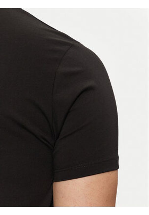 Karl Lagerfeld - KARL LAGERFELD T-Shirt 755089 551225 Czarny Regular Fit. Typ kołnierza: dekolt w karo. Kolor: czarny. Materiał: bawełna