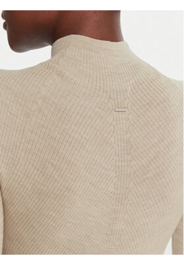 BOSS Golf Faleri 50542885 Beżowy Regular Fit. Typ kołnierza: golf. Kolor: beżowy. Materiał: wełna