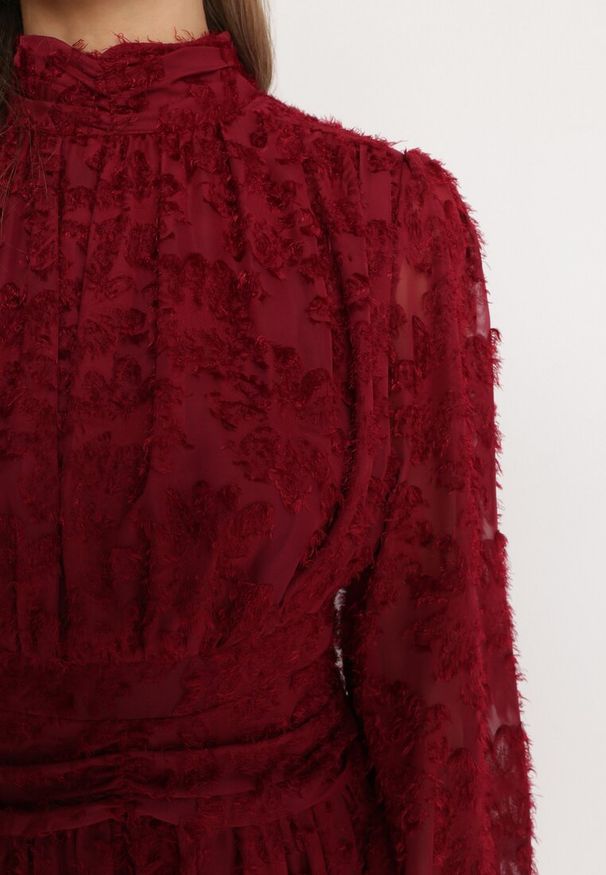 Born2be - Bordowa Rozkloszowana Sukienka Koronkowa Mini Alatalo. Kolor: czerwony. Materiał: koronka. Długość: mini