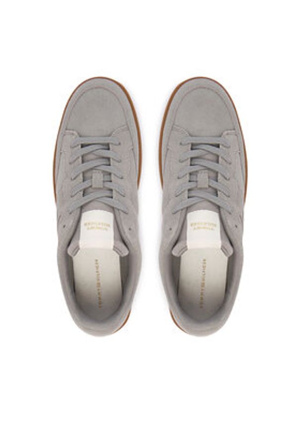TOMMY HILFIGER - Tommy Hilfiger Sneakersy Th Heritage Court Sneaker Suede FW0FW09266 Szary. Kolor: szary. Materiał: zamsz, skóra