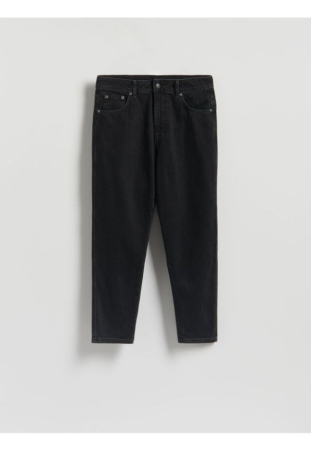 Reserved - Jeansy carrot fit - czarny. Kolor: czarny