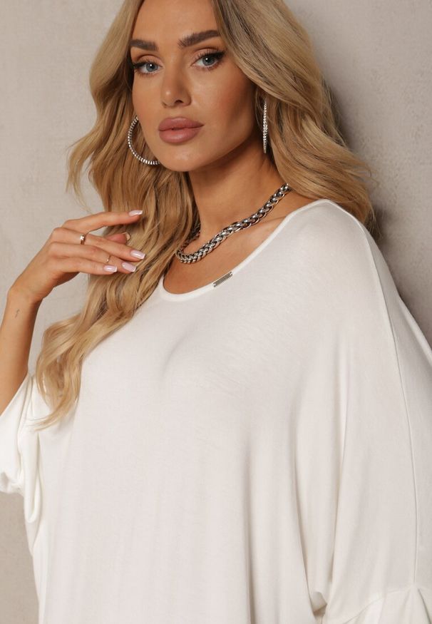 Renee - Biała Sukienka z Wiskozy z Krótkim Rękawem w Kroju T-shirt Nelita. Okazja: na co dzień, na spotkanie biznesowe. Kolor: biały. Materiał: wiskoza. Długość rękawa: krótki rękaw. Typ sukienki: proste. Styl: biznesowy, elegancki, casual