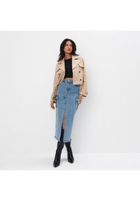Mohito - Jeansowa spódnica midi - Niebieski. Kolor: niebieski. Materiał: jeans #1