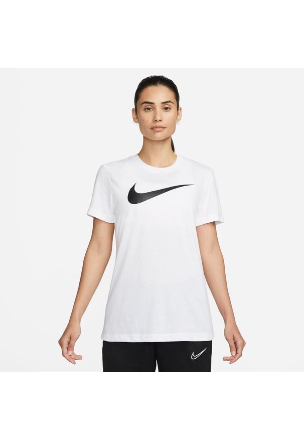 Koszulka treningowa damska Nike Wmns Drifit Park 20. Kolor: biały, wielokolorowy, czarny. Długość rękawa: krótki rękaw. Długość: krótkie