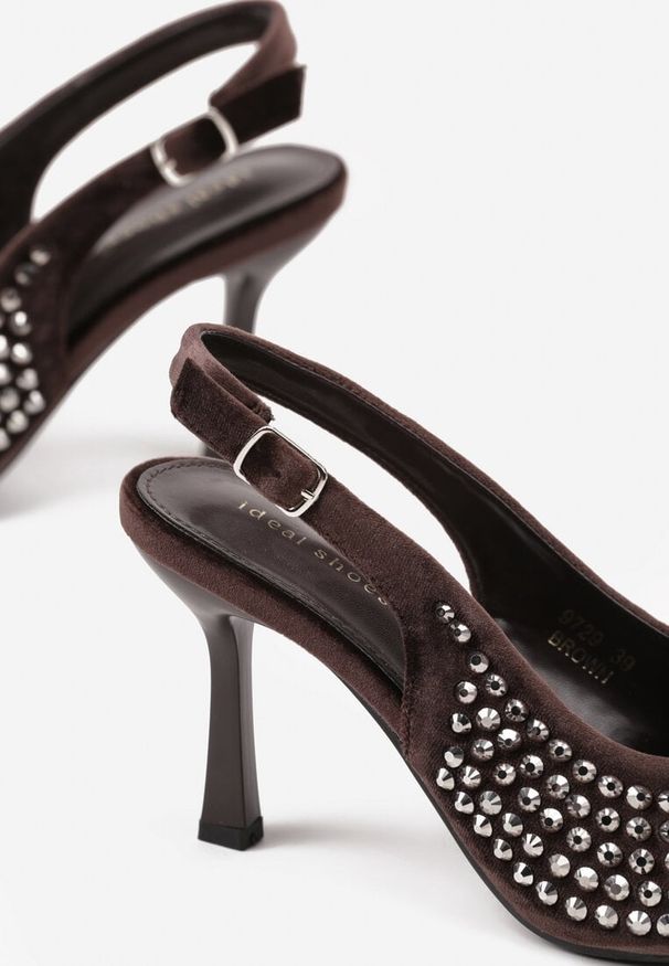 Renee - Brązowe Szpilki Slingback Ozdobione Cyrkoniami Benikke. Zapięcie: sprzączka. Kolor: brązowy. Wzór: aplikacja. Obcas: na szpilce. Styl: elegancki, klasyczny