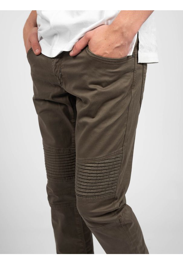 Antony Morato Jeansy "Racer" | MMTR00410 FA800088 | Racer | Mężczyzna | Khaki, Wojskowa Zieleń. Kolor: brązowy. Styl: militarny