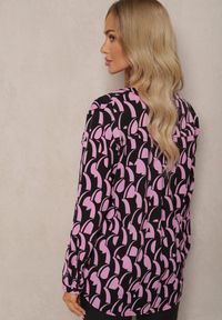 Renee - Czarno-Różowa Bluzka z Guzikami i Długim Rękawem w Geometryczny Print Daphira. Kolor: czarny. Długość rękawa: długi rękaw. Długość: długie. Wzór: geometria, nadruk