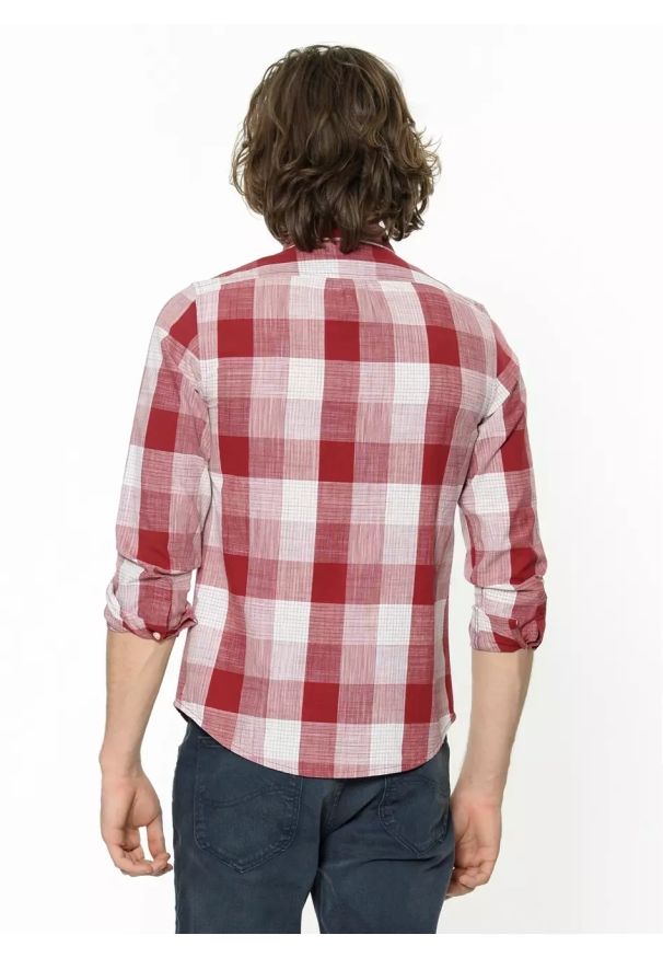 Lee - LEE BUTTON DOWN MĘSKA KOSZULA MATERIAŁOWA KRATA BIKING RED L880VATD. Typ kołnierza: button down. Materiał: materiał