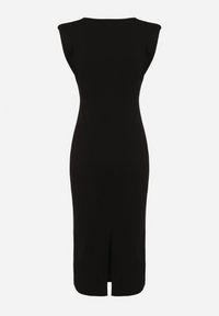 Born2be - Czarna Sukienka Bodycon z Prążkowanej Dzianiny z Rozcięciem Roleria. Okazja: na co dzień. Kolor: czarny. Materiał: prążkowany, dzianina. Długość rękawa: bez rękawów. Typ sukienki: bodycon. Styl: casual, elegancki #2