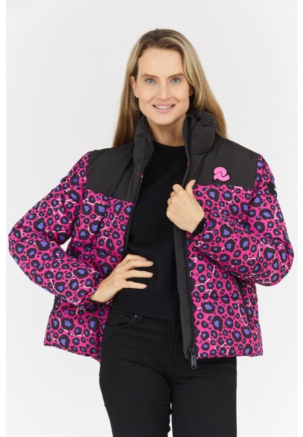 Invicta - INVICTA Różowa kurtka damska w cętki, Rozmiar XS. Kolor: różowy