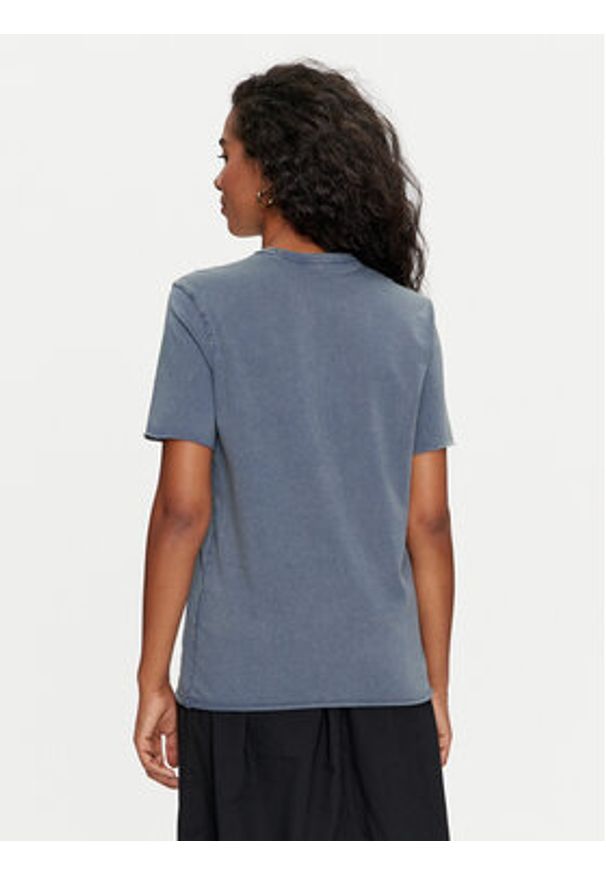 only - ONLY T-Shirt Lucy 15332190 Niebieski Regular Fit. Kolor: niebieski. Materiał: bawełna