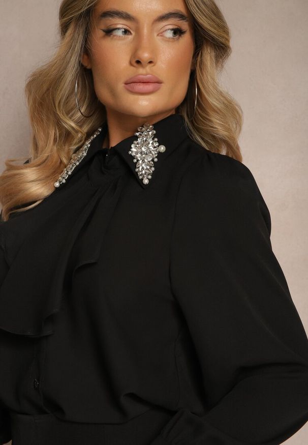 Renee - Czarna Wiskozowa Koszula z Bawełną Perełkami i Krawatem Wilorea. Okazja: na spacer, na co dzień. Kolor: czarny. Materiał: bawełna, wiskoza. Wzór: aplikacja. Styl: casual