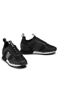 EA7 Emporio Armani Sneakersy Czarny. Kolor: czarny. Materiał: materiał #2