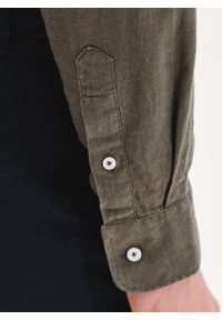 Pako Lorente - PAKO LORENTE – Lniana zielona koszula męska ze stójką. Typ kołnierza: kołnierzyk stójkowy. Kolor: czarny, niebieski, zielony. Materiał: len. Długość rękawa: długi rękaw. Długość: długie. Wzór: gładki #9