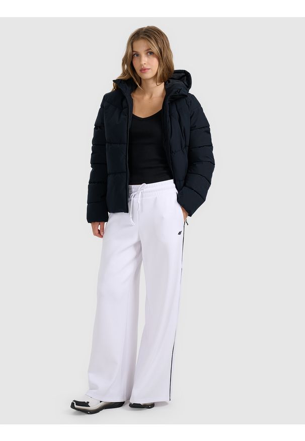 4f - 4F Kurtka puchowa z wypełnieniem syntetycznym damska - czarna M. Okazja: na co dzień, na spacer. Kolor: czarny. Materiał: syntetyk, puch. Wzór: gładki. Sezon: zima. Styl: casual