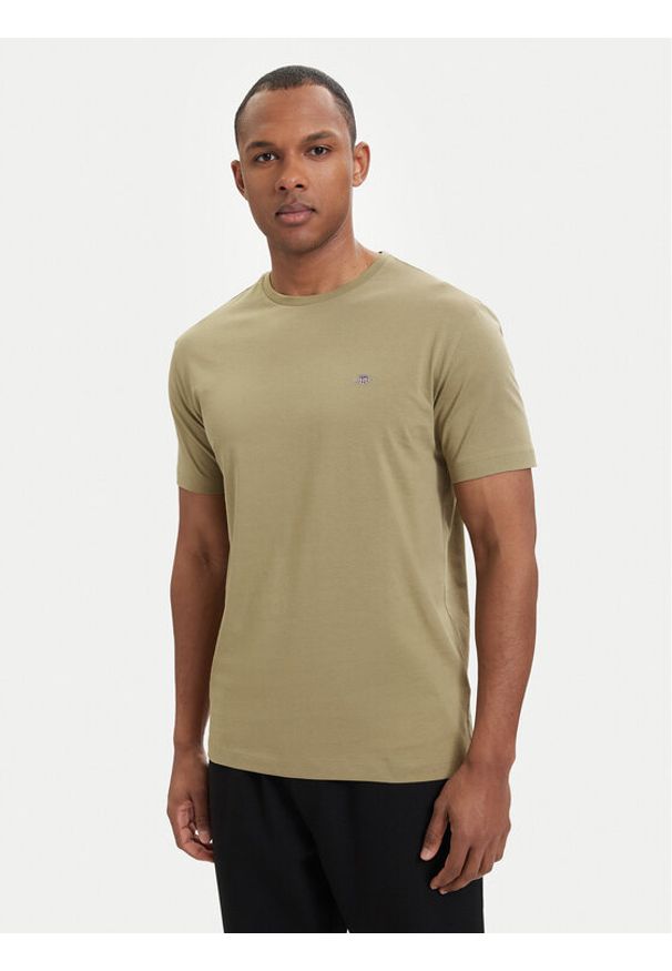 GANT - Gant T-Shirt Shield 2003184 Zielony ciemny Regular Fit. Kolor: zielony. Materiał: bawełna