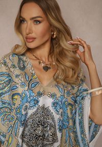 Renee - Beżowe Ponczo Narzutka z Wiskozy i Jedwabiu w Stylu Boho Acera. Okazja: na plażę. Typ kołnierza: dekolt w serek. Kolor: beżowy. Materiał: jedwab, wiskoza. Wzór: gładki, aplikacja. Styl: boho