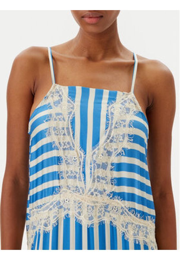Maaji Sukienka letnia Azure Stripes Rosalia PT2664CLD001 Niebieski Regular Fit. Kolor: niebieski. Materiał: wiskoza. Sezon: lato
