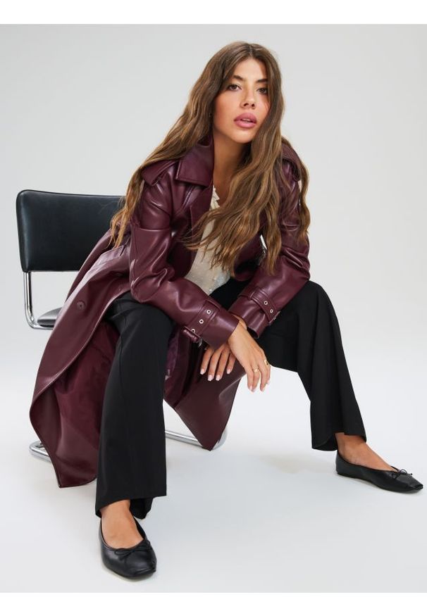 Sinsay - Spodnie wide leg z kieszeniami - czarny. Kolor: czarny