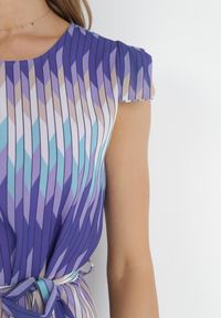 Born2be - Fioletowa Pudełkowa Sukienka z Wiązanym Paskiem Medille. Kolor: fioletowy. Materiał: materiał #5