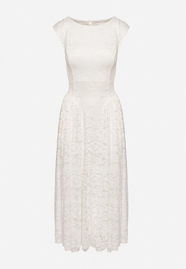 Born2be - Biała Koronkowa Sukienka o Rozkloszowanym Kroju z Odkrytymi Plecami Nelamia. Okazja: na co dzień, na imprezę. Kolor: biały. Materiał: koronka. Długość rękawa: bez rękawów. Styl: casual, elegancki, wizytowy