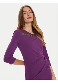 Rinascimento Sukienka koktajlowa CFC0121168003 Fioletowy Slim Fit. Kolor: fioletowy. Materiał: syntetyk. Styl: wizytowy #3