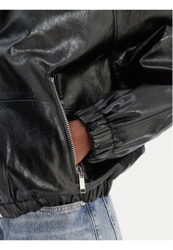 MICHAEL Michael Kors Kurtka z imitacji skóry MR620K5DTW Czarny Regular Fit. Kolor: czarny. Materiał: skóra