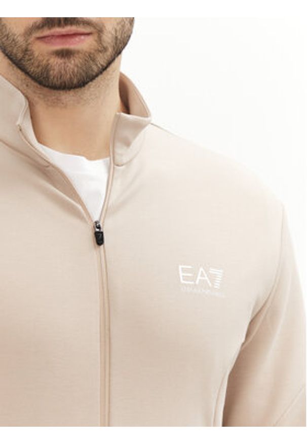 EA7 Emporio Armani Dres 7M000130 AF12501 U6155 Beżowy Regular Fit. Kolor: beżowy. Materiał: syntetyk