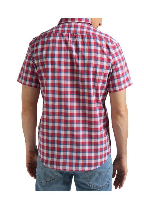 Lee - LEE BUTTON DOWN SS MĘSKA KOSZULA W KRATĘ REAL RED L886OFUI 112145649. Typ kołnierza: button down